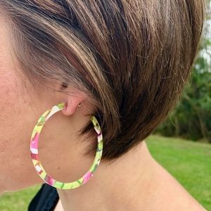 Gorgeous Resin Large Hoop Earrings NWT